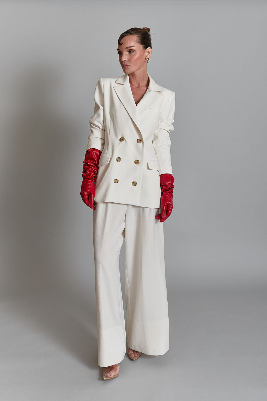 Wedding Jumpsuit: The Ultimate Guide for Non-Traditional Brides